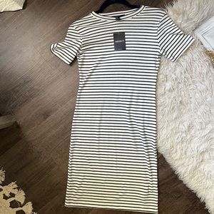 NWT polyester medium stripped body con forever 21 dress black and white
